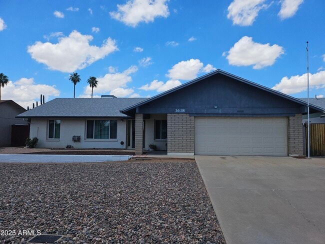 property at 1618 E Bell De Mar Dr