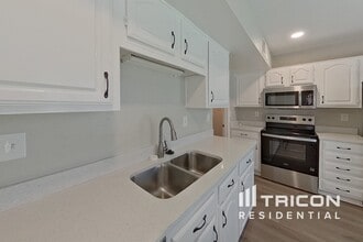3316 Forest Creek Dr in Fort Worth, TX - Foto de edificio - Building Photo