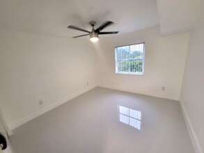 8260 SW 210th St, Unit 211 in Cutler Bay, FL - Building Photo - Building Photo