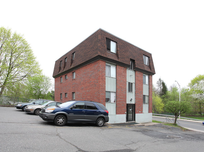 Princeton in New Britain, CT - Building Photo - Building Photo