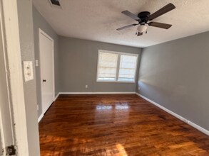 304 Williams Ave-Unit -304.5 in Cleburne, TX - Building Photo - Building Photo