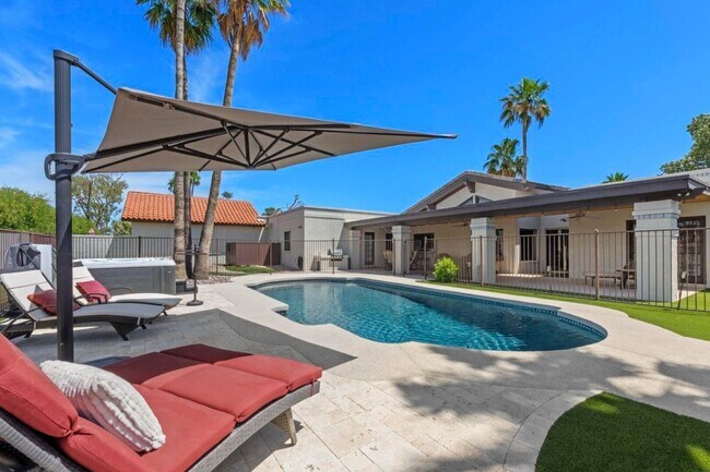 13220 N 80th Pl in Scottsdale, AZ - Building Photo - Building Photo