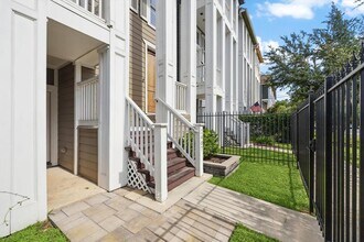 2407 Lawrence St in Houston, TX - Building Photo - Building Photo