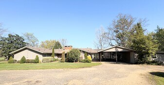 189 Pinmar Ln in Pike Road, AL - Building Photo