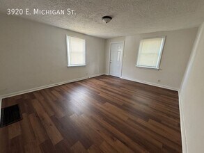 3920 E Michigan St in Indianapolis, IN - Building Photo - Building Photo