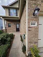 13122 Stratford Skies Ln in Houston, TX - Building Photo - Building Photo