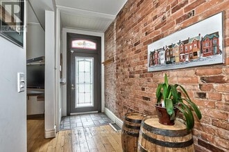 19 Oxford St in Hamilton, ON - Building Photo - Building Photo