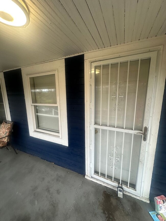 property at 642 Congress Ave