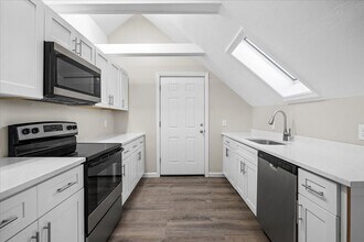 15 Clearview Ave in Worcester, MA - Foto de edificio - Building Photo