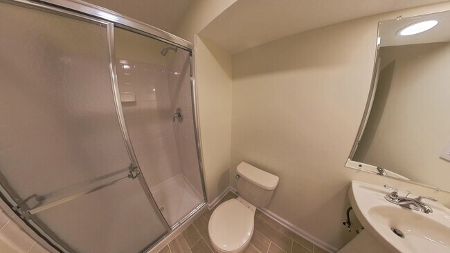 12885 Hyannis Ln in Woodbridge, VA - Building Photo - Building Photo