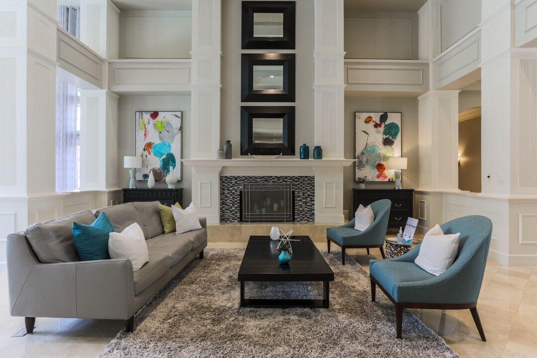 The Kinsley at Perimeter Center in Atlanta, GA - Foto de edificio