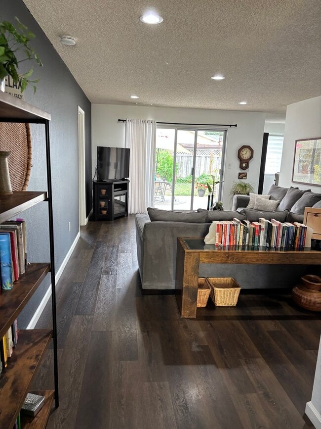 782 Almond Dr in Watsonville, CA - Building Photo - Building Photo