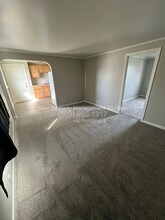 919 E 27th Ave in Kennewick, WA - Building Photo - Building Photo