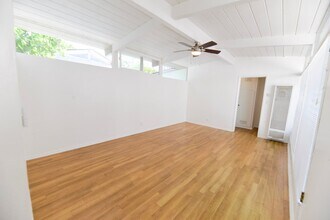 139 W Canada in San Clemente, CA - Foto de edificio - Building Photo