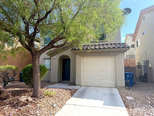 property at 553 Mayfair Walk Ave