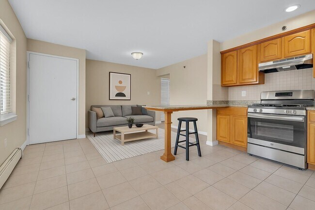 179 Newark Ave in Jersey City, NJ - Building Photo - Building Photo