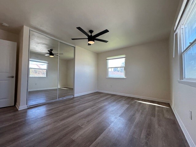 560 I St in Chula Vista, CA - Foto de edificio