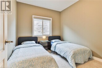 11 Tucker St in Thorold, ON - Building Photo - Building Photo