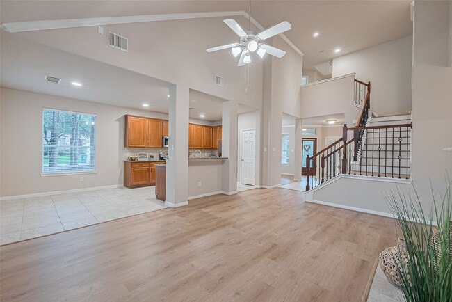 property at 23 Red Adler Pl