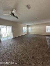 8400 Cape Fox Dr in Jacksonville, FL - Building Photo - Building Photo