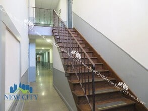 2085 W Broad St in Columbus, OH - Building Photo - Building Photo