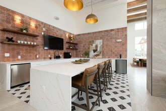 Stone Mesa Luxury Flats in Colorado Springs, CO - Building Photo - Interior Photo