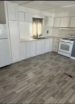 15770 E Colfax Ave in Aurora, CO - Building Photo