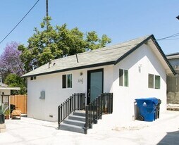 325 N La Fayette Park Pl in Los Angeles, CA - Building Photo