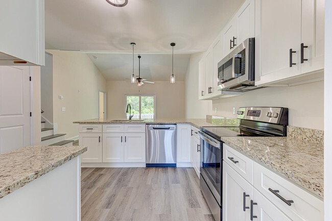 property at 684 Southport Supply Rd SE