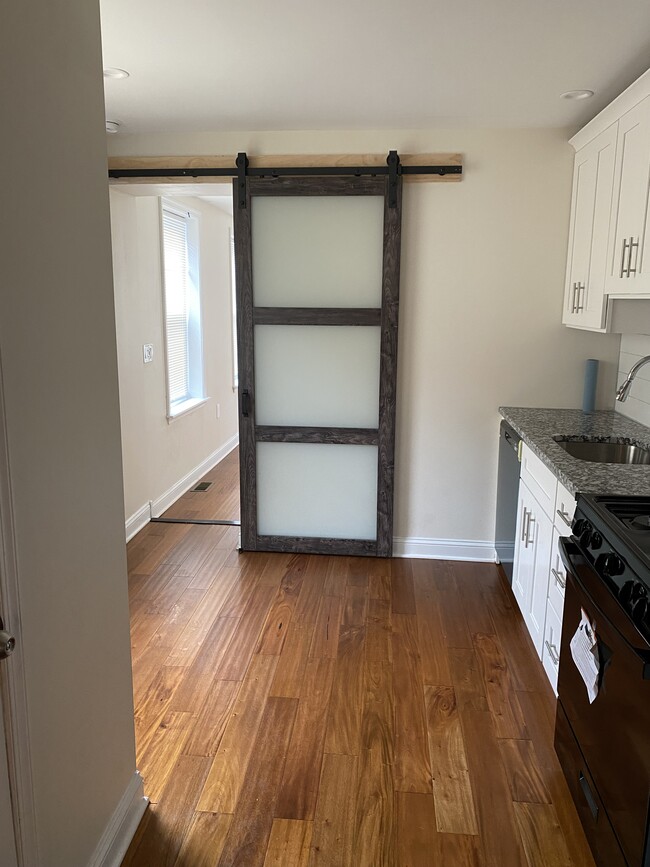 2917 W Susquehanna Ave in Philadelphia, PA - Foto de edificio - Building Photo