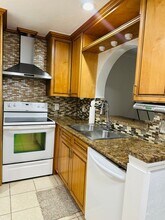 4514 SW 8th Pl in Cape Coral, FL - Building Photo - Building Photo