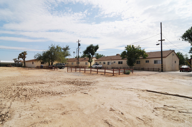 18411 Reiman St in Adelanto, CA - Building Photo - Building Photo