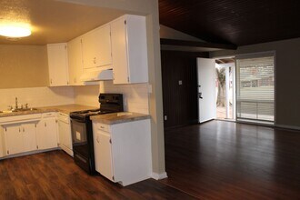 125 E Morningside Dr in Midwest City, OK - Building Photo - Building Photo