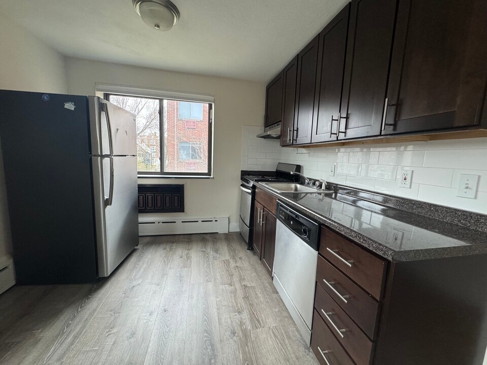 5 Chester St, Unit 6 in Cambridge, MA - Building Photo