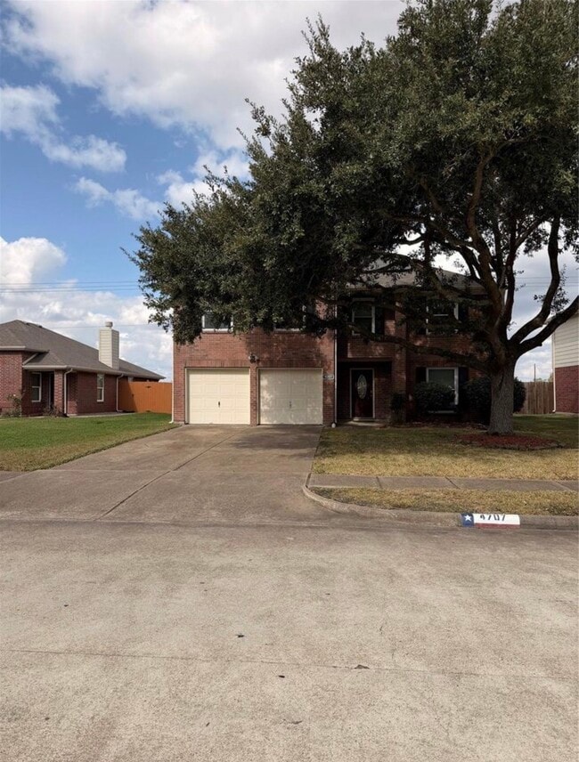 4707 E Parma Dr in Rosenberg, TX - Building Photo - Building Photo