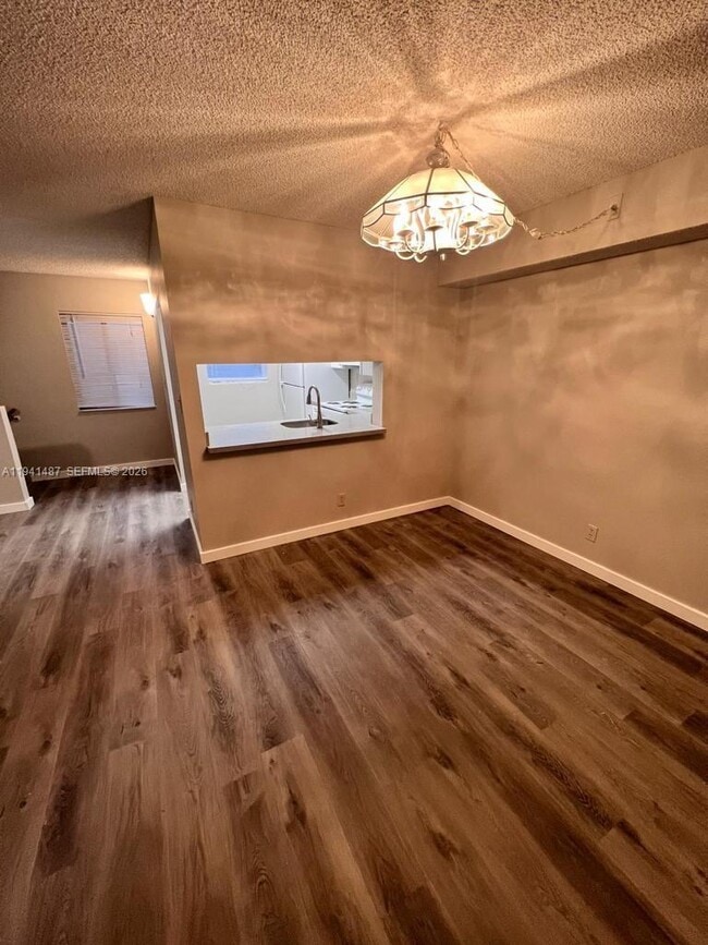 403 Gardens Dr in Pompano Beach, FL - Building Photo - Building Photo