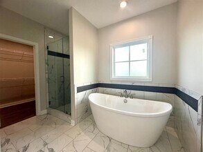 5363 Crocus Dr in Bowling Green, KY - Building Photo - Building Photo