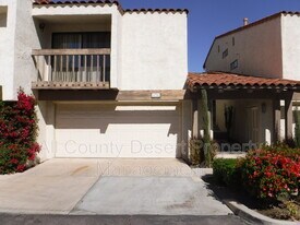 45346 Driftwood Dr in Palm Desert, CA - Building Photo