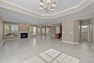 7722 Yalta Way in Gainesville, VA - Foto de edificio - Building Photo