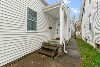1112 E Burnett Ave in Louisville, KY - Building Photo - Building Photo