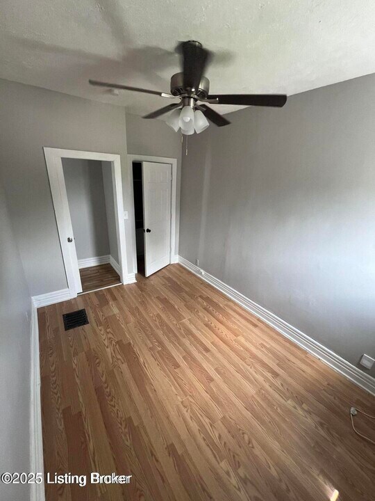 1342 Hickory St in Louisville, KY - Building Photo