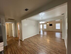 5-125 Roundtree St in Statesboro, GA - Building Photo - Building Photo