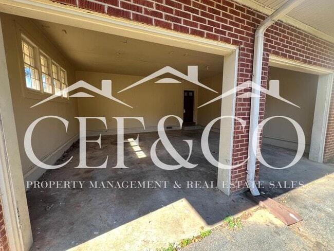 102 E Berkeley St in Chesnee, SC - Building Photo - Building Photo