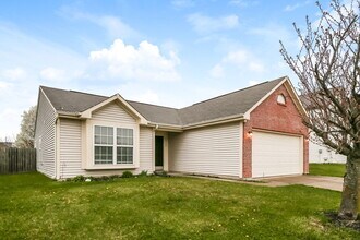 6936 N Karnes Dr in McCordsville, IN - Building Photo - Building Photo