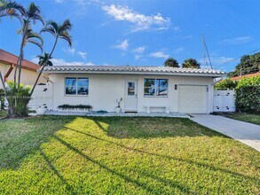 1216 Guava Isle in Fort Lauderdale, FL - Building Photo - Building Photo