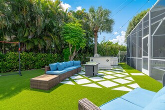 477 Otter Ln S in Jupiter, FL - Building Photo - Building Photo