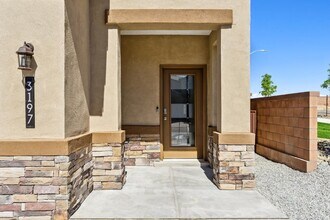3197 Tazanita Lp SE in Rio Rancho, NM - Building Photo - Building Photo