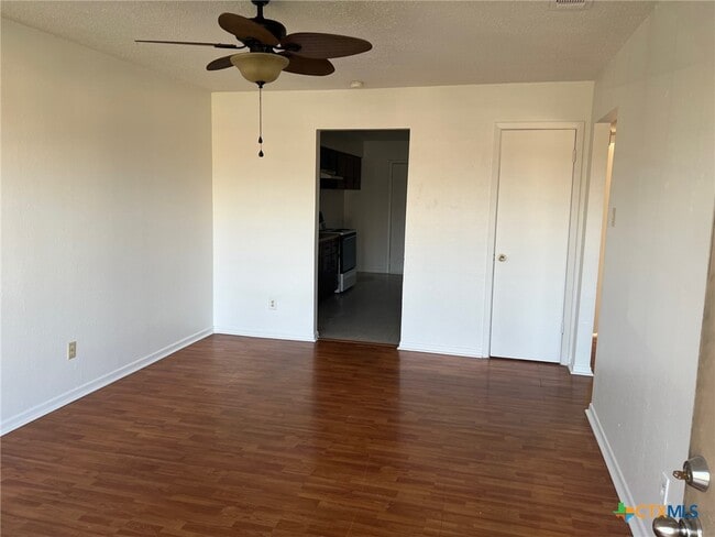 902 Travis Ln in Harker Heights, TX - Building Photo - Building Photo