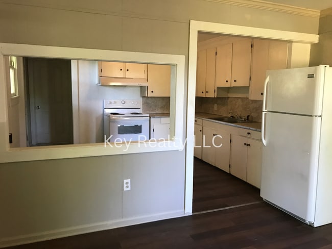 210 Ball St in Pineville, LA - Building Photo - Building Photo