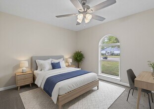 335 Haymarket Ln in Houston, TX - Building Photo - Building Photo